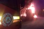 Bombeiros comatem incêndio em Cruzeiro do Sul<!-- NICAID(15390713) -->
