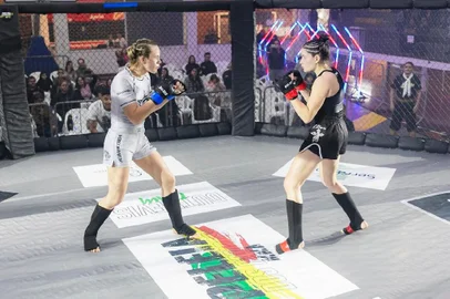No dia 20/07 no Ginásio do Vascão os idealizadores Raoni Venson e Claudir Dutkevis realizaram a segunda edição do evento de lutas Peleia dos Pampas tendo lutas juvenil, amadora e profissional, foi realizado combates de no gi, boxe, kickboxing, Muay Thai e MMA.<!-- NICAID(15823025) -->