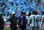 Avenida reclama de lance em primeiro gol do Grêmio: "Arbitragem vergonhosa"