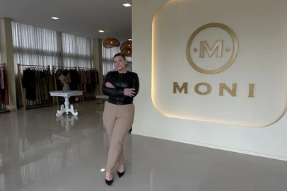 Caiani Lopes / Divulgação Monica Zampieri, diretora criativa da Moni, marca autoral de moda feminina de Flores da Cunha.<!-- NICAID(16382991) -->