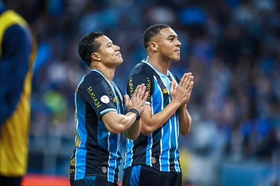 Grenal 454RS - FUTEBOL/COPA DO BRASIL 2026 /GRENAL 454 - ESPORTES - Lance da partida entre Gremio e Internacional disputada na noite desta quinta-feira, na Arena do Gremio, valida pelas quartas de final da Copa do Brasil 2026. FOTO: LUCAS UEBEL/GREMIO FBPAEditoria: SPOLocal: Porto AlegreIndexador: Lucas UebelSecao: futebolFonte: Gremio.netFotógrafo: Grenal 454<!-- NICAID(16359245) -->