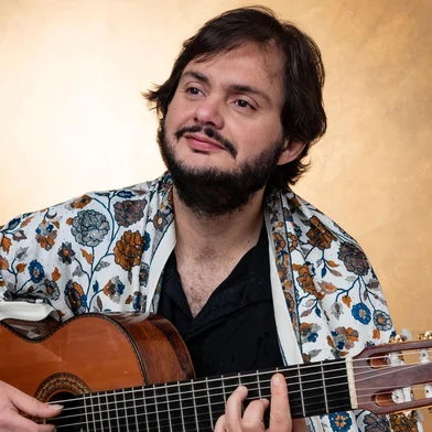 Yamandu Costa lança novo álbum, De Vida y Vuelta<!-- NICAID(15380547) -->
