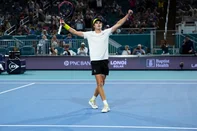 Miami Open Presented by Itau 2025 - Day 3MIAMI GARDENS, FLORIDA - MARCH 20: Joao Fonseca of Brazil celebrates defeating Learner Tien of the United States during their match on Day 3 at Hard Rock Stadium on March 20, 2025 in Miami Gardens, Florida.   Rich Storry/Getty Images/AFP (Photo by Rich Storry / GETTY IMAGES NORTH AMERICA / Getty Images via AFP)Editoria: SPOLocal: Miami GardensIndexador: RICH STORRYSecao: tennisFonte: GETTY IMAGES NORTH AMERICAFotógrafo: CONTRIBUTOR<!-- NICAID(16001416) -->