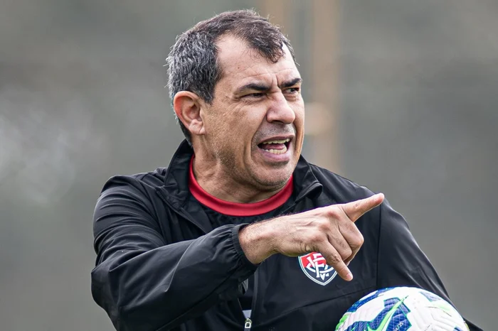 Victor Ferreira / Vitória Victor Ferreira / Vitória