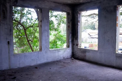 Prefeitura de Porto Alegre retoma obras na EMEI Clara Nunes<!-- NICAID(16361800) -->