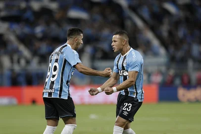 PORTO ALEGRE, RS, BRASIL - 19/04/2025 - Gre-Nal 447: Grêmio e Inter se encontram em campo, novamente, pela Série A do Campeonato Brasileiro. FOTO: MATEUS BRUXEL / AGÊNCIA RBS<!-- NICAID(16020446) -->