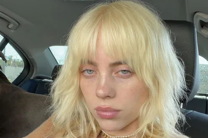Billie Eilish <!-- NICAID(14815206) -->