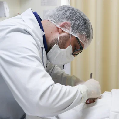 Hospital faz mutirão de cirurgias para retirar lesões de câncer de pele em Passo Fundo<!-- NICAID(15961452) -->