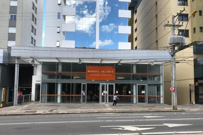 Uma lei estadual de setembro de 2020 cria quatro novos cartórios para Caxias do Sul. A lei 15.521 prevê as chamadas 'serventias extrajudiciais', denominação oficial para cartórios, e oficializa a possibilidade de abertura de um tabelionato de Protestos de Títulos, dois de Registros de Imóveis e outro de Títulos e Documentos - este também com a competência para atuar com Registro Civil das Pessoas Jurídicas<!-- NICAID(14764162) -->