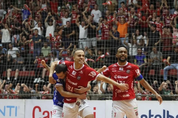 Edson Castro / Atlântico, Divulgação