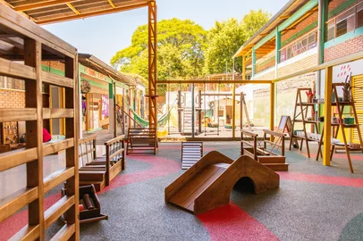 Instituto Cyrela fez a reforma de quatro espaços educativos em escolas públicas de Porto Alegre. Na foto, novo pátio de brincar na E.M.E.I. Osmar Freitas<!-- NICAID(16182684) -->