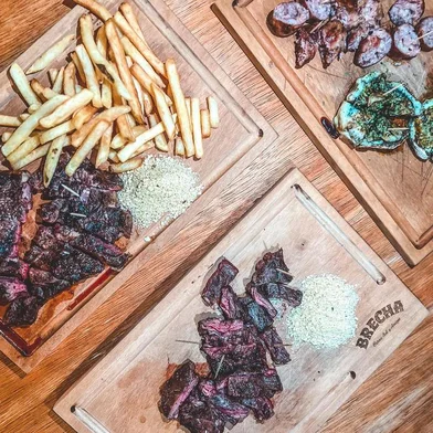 destemperados , parrilla , brecha , cerveja , entrecot , entranha<!-- NICAID(15228356) -->