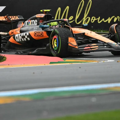 McLaren's British driver Lando Norris drives during the Australian Formula One Grand Prix at Albert Park Circuit in Melbourne on March 16, 2025. (Photo by Paul Crock / AFP) / -- IMAGE RESTRICTED TO EDITORIAL USE - STRICTLY NO COMMERCIAL USE --<!-- NICAID(15996505) -->