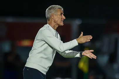 Gremio x MirassolRS - FUTEBOL/COPA DO BRASIL 2025 /GREMIO X MIRASSOL - ESPORTES - Lance da partida entre Gremio e Mirassol disputada na noite deste domingo, no EstÃ¡dio Maiao, em Mirassol, valida pela da Copa do Brasil 2026. FOTO: LUCAS UEBEL/GREMIO FBPAEditoria: SPOLocal: MirassolIndexador: Lucas UebelSecao: futebolFonte: Gremio.netFotógrafo: Gremio x Mirassol<!-- NICAID(16339111) -->