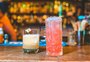 Com espaço descontraído, bar com drinks clássicos e pratos para compartilhar é uma aposta para o verão