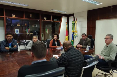 Reunião na prefeitura trata sobre possível despejo de moradores do Campos da Serra<!-- NICAID(15417921) -->