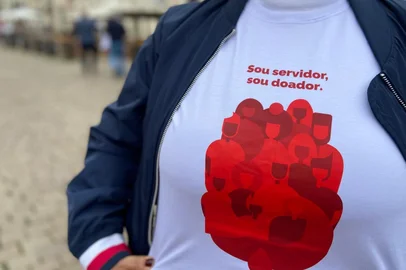campanha de sangue<!-- NICAID(16304236) -->