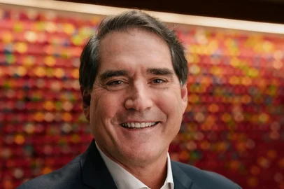 Henrique Braun, atual número dois da Coca-Cola, assumirá a direção da empresa americana de refrigerantes a partir de 31 de março, anunciou o grupo em um comunicado.<!-- NICAID(16184590) -->