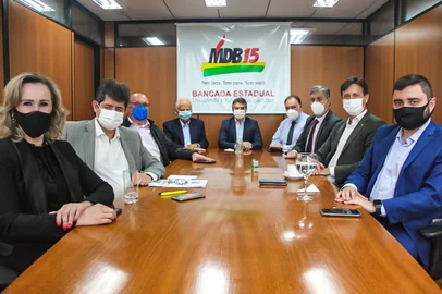 Bancada do MDB e Cairoli