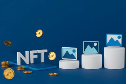 3d rendering concept nft or non fungible token on smartphone.Fonte: 436677961<!-- NICAID(15011839) -->