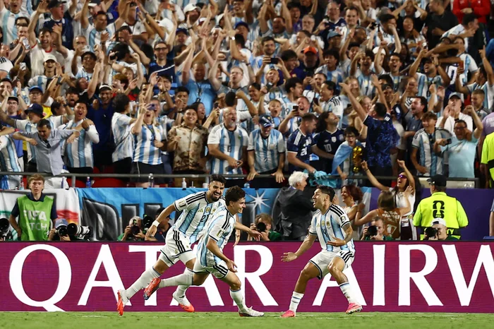 CHARLY TRIBALLEAU / AFP