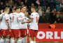 Polônia goleia Estônia e fica a um passo da Eurocopa