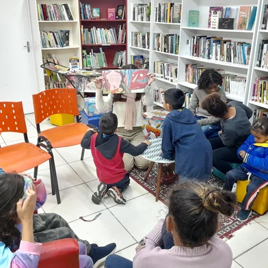 Atividades na ONG Cirandar<!-- NICAID(15993066) -->