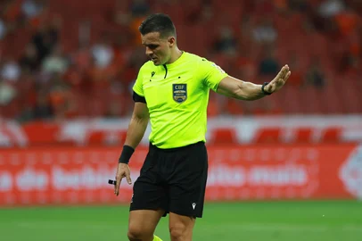 Porto Alegre, RS, Brasil, 08/11/2023 - SC Internacional vs Fluminense FC pelo Brasileiro Série A no Beira-Rio -  Caio Max Augusto Vieira. Foto: Jefferson Botega/Agência RBS<!-- NICAID(15591922) -->