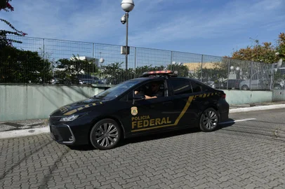 OPERAÇÃO ACESSO PAGO DA PF SPSP - OPERAÇÃO/PF - GERAL - A Polícia Federal, (PF) deflagrou a operação Acesso Pago, que tem o objetivo de investigar a prática de tráfico de influência e corrupção para a liberação de recursos públicos do  FNDE, (Fundo Nacional de Desenvolvimento da Educação) vinculado ao MEC, (Ministério da Educação). 22/06/2022 - Foto: ROBERTO CASIMIRO/FOTOARENA/FOTOARENA/ESTADÃO CONTEÚDOEditoria: GERALLocal: SÃO PAULOIndexador: ROBERTO CASIMIROFotógrafo: FOTOARENA<!-- NICAID(15129660) -->