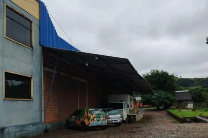 Barracões da Conte Distribuidora, em Marcelino Ramos<!-- NICAID(15799722) -->
