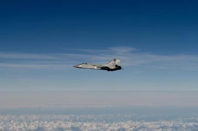 This September 19, 2025 Hand Out image released by the Swedish Airforce shows a Russian MIG-31 fighter jet flying above the Baltic sea after violating Estonian air space. Three Russian MiG-31 fighters violated Estonian airspace over the Gulf of Finland on Friday, Estonia said, triggering complaints of a dangerous new provocation from the EU and NATO. Sweden and Finland scrambled rapid reaction aircraft, a spokesman for the Supreme Headquarters Allied Powers Europe (SHAPE) told reporters. (Photo by Forsvarsmakten / HANDOUT / AFP) / RESTRICTED TO EDITORIAL USE - MANDATORY CREDIT "AFP PHOTO /  SOURCE / BYLINE" - HANDOUT - NO MARKETING NO ADVERTISING CAMPAIGNS - DISTRIBUTED AS A SERVICE TO CLIENTS<!-- NICAID(16128825) -->