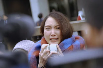 Quatro Paredes (Black Box Diaries, 2024), documentário de Shiori Itô<!-- NICAID(15992932) -->