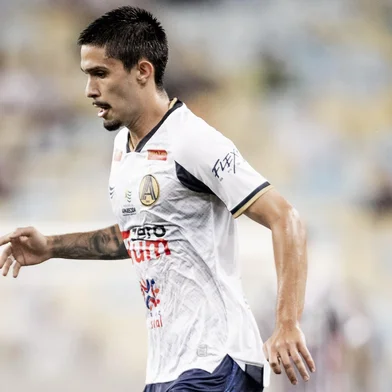 Enzo Costa, filho do Fernandão, jogando pela Aparecidense<!-- NICAID(16087662) -->