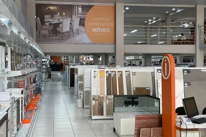 Loja da taQi na Assis Brasil, em Porto Alegre<!-- NICAID(15141419) -->