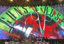 Guns N' Roses fazem o primeiro show desde o início da pandemia com mensagem em defesa da vacina