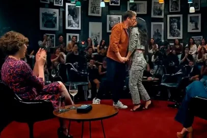 Fábio Porchat e Priscila Castello Branco contam viagem que quase terminou com o relacionamento no Que História É Essa, Porchat?<!-- NICAID(15798697) -->