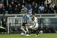 PORTO ALEGRE, RS, BRASIL, 12-06-2025: Grêmio recebe Corinthians pela 12ª rodada do Campeonato Brasileiro 2025, na Arena Porto-Alegrense. O tricolor vem de duas vitórias seguidas no campeonato e busca manter o bom momento na véspera da parada para o Mundial de Clubes. Foto: André Ávila/Agência RBSIndexador: Andre Avila<!-- NICAID(16058630) -->