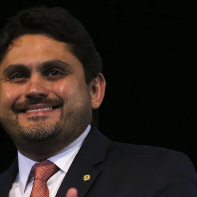 ComunicaÃ§Ãµes â€“ Juscelino FilhoO novo ministro das comunicações, Juscelino FilhoLocal: BrasÃ­liaIndexador: JosÃ© Cruz/AgÃªncia BrasilFonte: AgÃªncia Brasil/Empresa Brasil dFotógrafo: Reporter FotogrÃ¡fico<!-- NICAID(15336268) -->