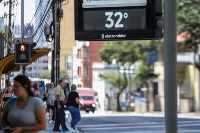 CAXIAS DO SUL, RS, BRASIL, 16/03/2026. A última semana do verão em Caxias do Sul registrará temperaturas altas e chuva praticamente todos os dias, até sexta-feira (20), quando inicia o outono. (Neimar De Cesero/Agência RBS)Indexador: Neimar De Cesero<!-- NICAID(16246050) -->