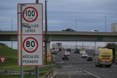 PORTO ALEGRE, RS BRASIL.2023,08,09.Caetanos instalados na Free Way, vão iniciar a operar , no kilometros 92.(RONALDO BERNARDI/AGENCIA RBS).<!-- NICAID(15505311) -->