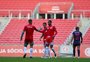 Jovens em destaque, testes na zaga e Alan Patrick titular: o que fica do último teste do Inter