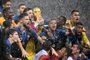 France's players lift the Fifa World Cup trophy after the Russia 2018 World Cup final football match between France and Croatia at the Luzhniki Stadium in Moscow on July 15, 2018.France won the World Cup for the second time in their history after beating Croatia 4-2 in the final in Moscow's Luzhniki Stadium on Sunday. / AFP PHOTO / Jewel SAMAD / RESTRICTED TO EDITORIAL USE - NO MOBILE PUSH ALERTS/DOWNLOADSEditoria: SPOLocal: MoscowIndexador: JEWEL SAMADSecao: soccerFonte: AFPFotógrafo: STF<!-- NICAID(13648573) -->