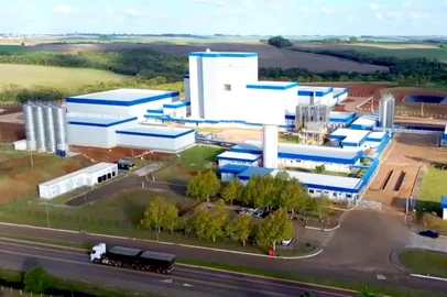 Sete indústrias do leite investem R$ 250 milhões em fábrica de whey em Palmeira das Missões<!-- NICAID(16049290) -->