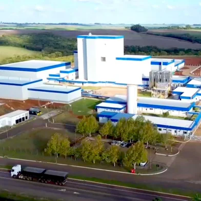 Sete indústrias do leite investem R$ 250 milhões em fábrica de whey em Palmeira das Missões<!-- NICAID(16049290) -->