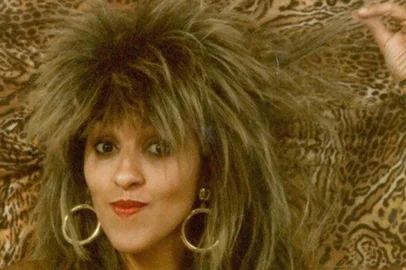 TV - Regina Casé na novela Cambalacho (1986)<!-- NICAID(11627593) -->