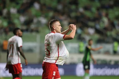alexandre alemão fez gol do inter contra o américa-MG