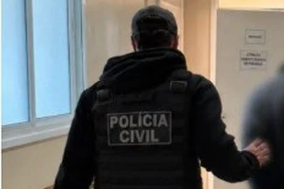 Operação prende oito suspeitos de integrar esquema de tele-entrega de drogas no Cassino