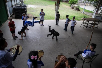 Reconstrução projetos sociais - Primeira Pauta.Projeto Primeiro Saque, em Canoas.  Como está a recuperação dos projetos sociais do esporte depois da enchente.<!-- NICAID(15916943) -->