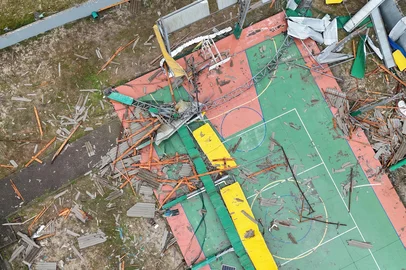 IMBÉ, RS, BRASIL - 10/02/2025 - Temporal causa estragos e transtornos no Litoral Norte. Na imagem, a situação no município de Imbé. FOTO: RONALDO BERNARDI, AGÊNCIA RBS<!-- NICAID(15978047) -->
