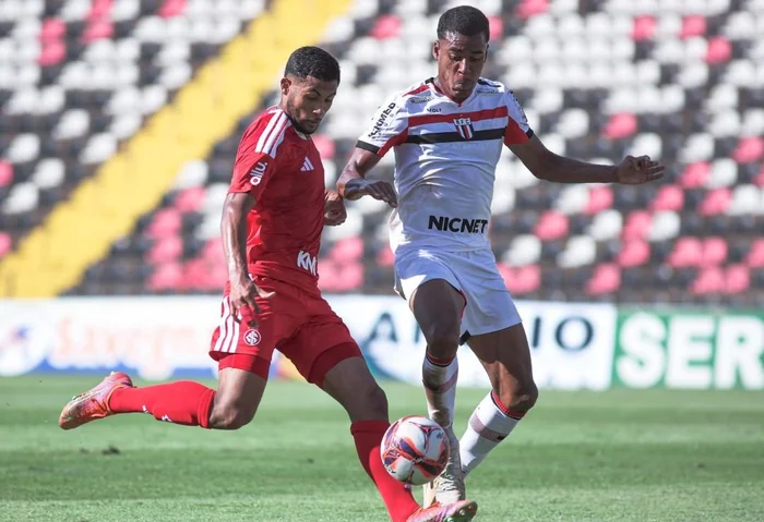 Nathan Bizotto / SC Internacional e Erick Antunes